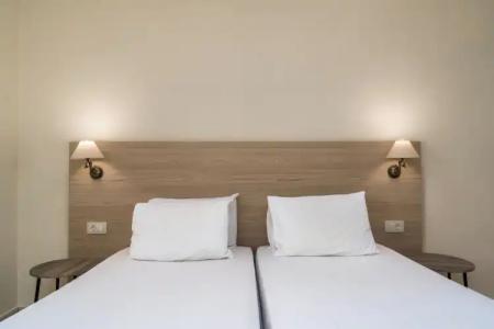 Manousis ApartHotel - 0