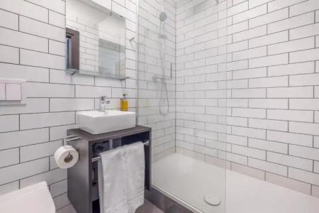 Abc By Reykjavik Keflavik Airport - 44