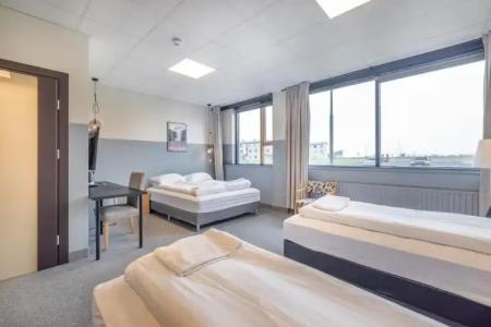 Abc By Reykjavik Keflavik Airport - 11