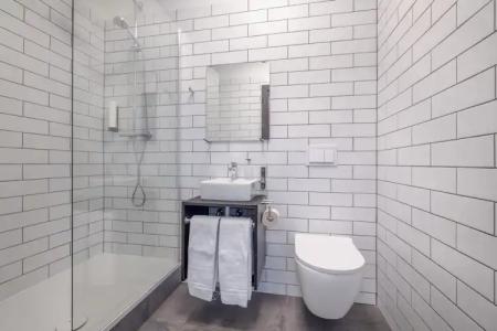 Abc By Reykjavik Keflavik Airport - 64