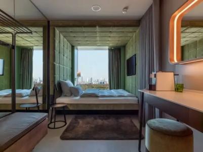 b'mine Frankfurt Airport - 20