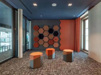 b'mine Frankfurt Airport - 10