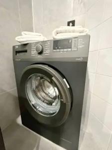 в центре - 17