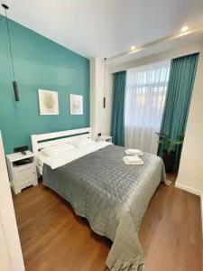 в центре - 21