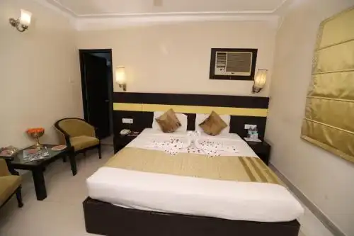 Empire Regency - A Luxury Hotel - 1