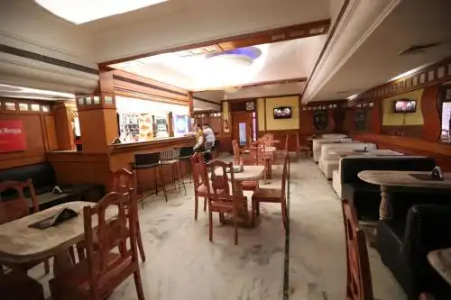 Empire Regency - A Luxury Hotel - 16