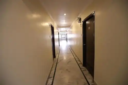 Empire Regency - A Luxury Hotel - 17