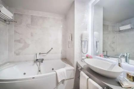 Concorde Luxury Resort & Casino & Convention & Spa - 16