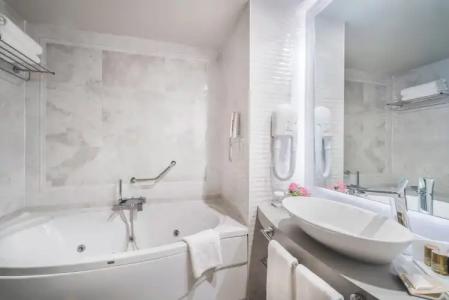 Concorde Luxury Resort & Casino & Convention & Spa - 52