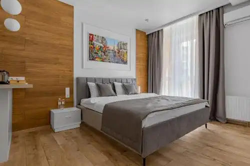 Французский Квартал - 25