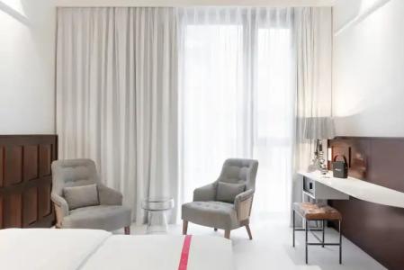 Ruby Louise Frankfurt - 33