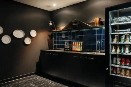 Ruby Louise Frankfurt - 29