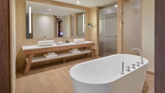 Hyatt Regency Cairo West - 73