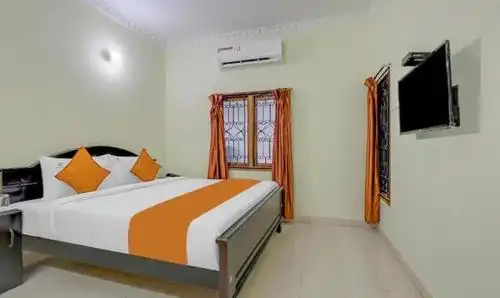 Oyo Flagship 82794 Skyry Home Stay - 8
