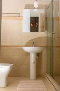 Theasis Athens - 107