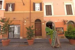 Vite 99 spanish steps room, Рим