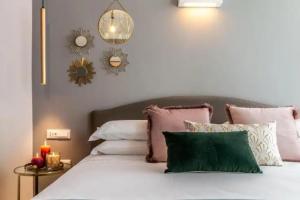 Апарт-отель «4 Star Bologna Train Station - Self Check-In», Болонья