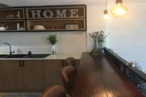 Хостел «Tree​ for​ rest​ poshtel», Бангкок