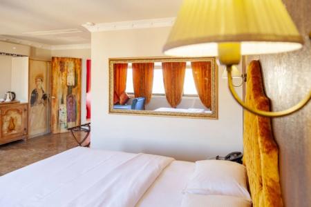 ÂlÂ Han Boutique - 20