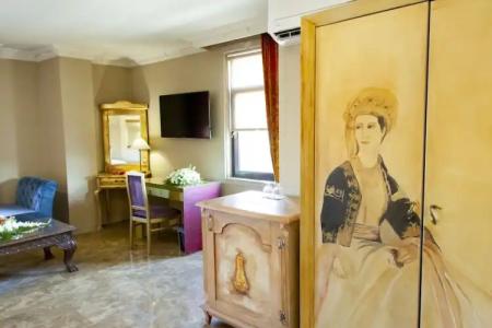 ÂlÂ Han Boutique - 22