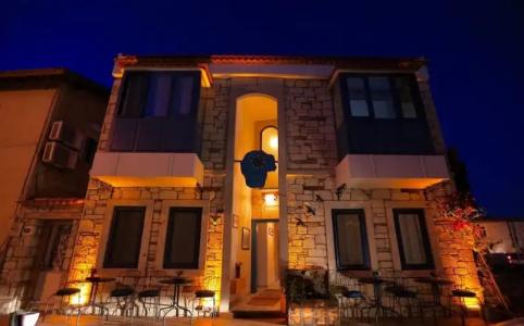 Kerii Alaçatı Butik Otel - 0