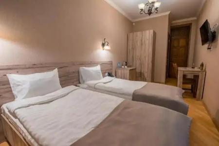 Imperial House - 136