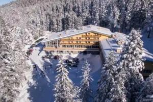 Hotel «Malyovitsa», Говедарци