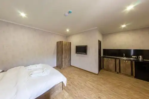 Tsaghkadzor Inn - 11
