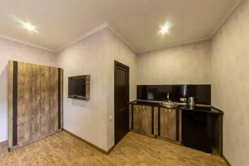 Tsaghkadzor Inn - 10