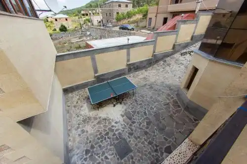 Tsaghkadzor Inn - 17