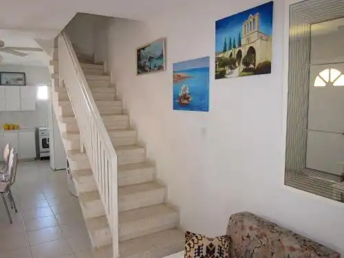 Spiros Seaside Holiday Home - 6