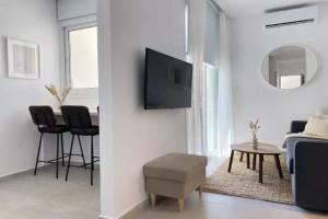 Апартаменты «Phaedrus Living: Seaview Luxury Flat Limnaria 151», Пафос