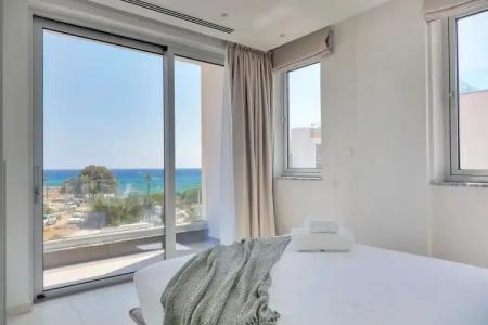 Sea Pearl Beachfront Villas - 17