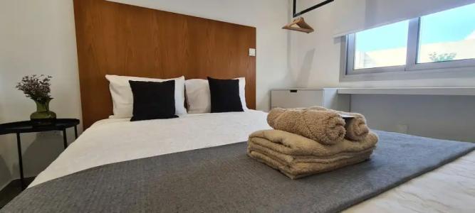 Phaedrus Living: Seaside Luxury Flat Lighthouse 62 - 61