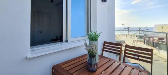 Phaedrus Living: Seaside Luxury Flat Lighthouse 62 - 67