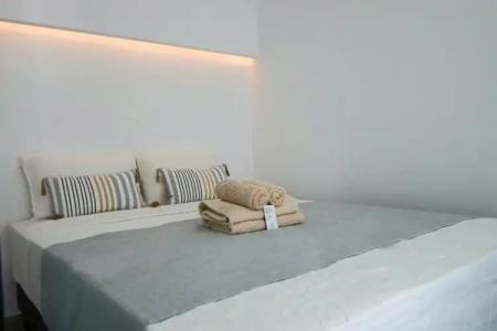 Phaedrus Living Seaside Luxury Flat Athina 113 - 24