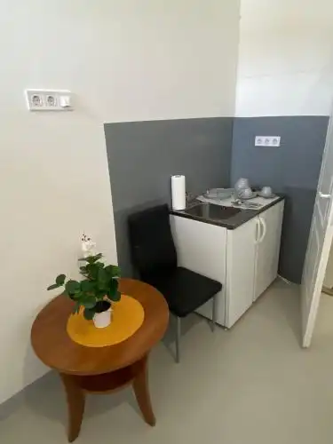 Kocka Szálló - 10
