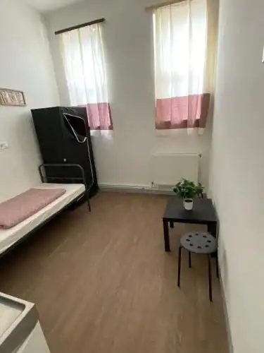 Kocka Szálló - 2