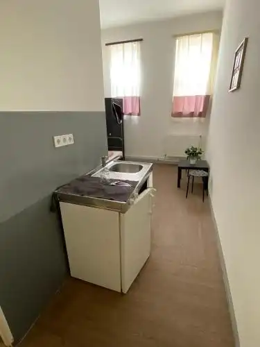 Kocka Szálló - 1