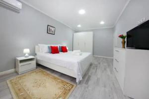 Апартаменты «Сейфуллина 497», Алматы