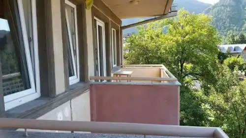 Nikola House - 9