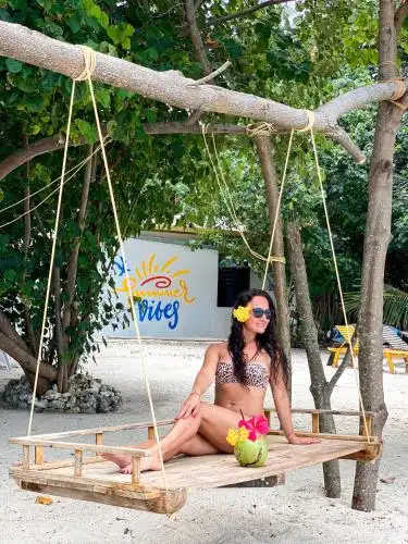 Summer Vibes Beach Front - 3