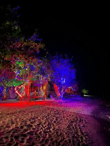 Summer Vibes Beach Front - 11