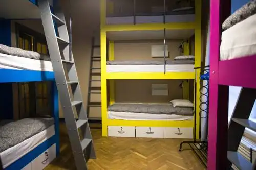 SubWay Hostel - 30