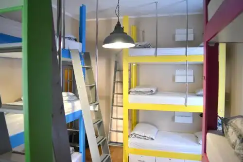 SubWay Hostel - 36