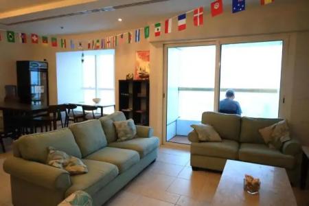 1 World Backpackers Dubai - 0