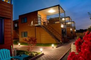 База отдыха «къщички Поляните», Синеморец