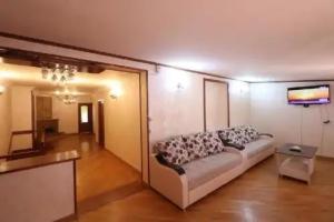 Tumanyan hostel and Tours, Ереван