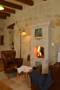 Seki Cave Suites - 78