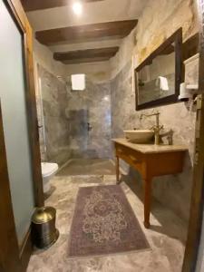 Seki Cave Suites - 21